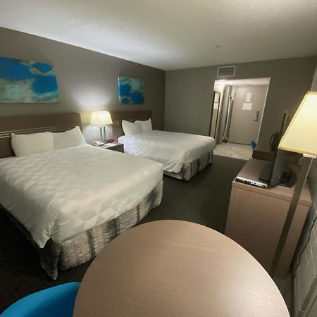 Travelodge By Wyndham Grande Prairie Ngoại thất bức ảnh