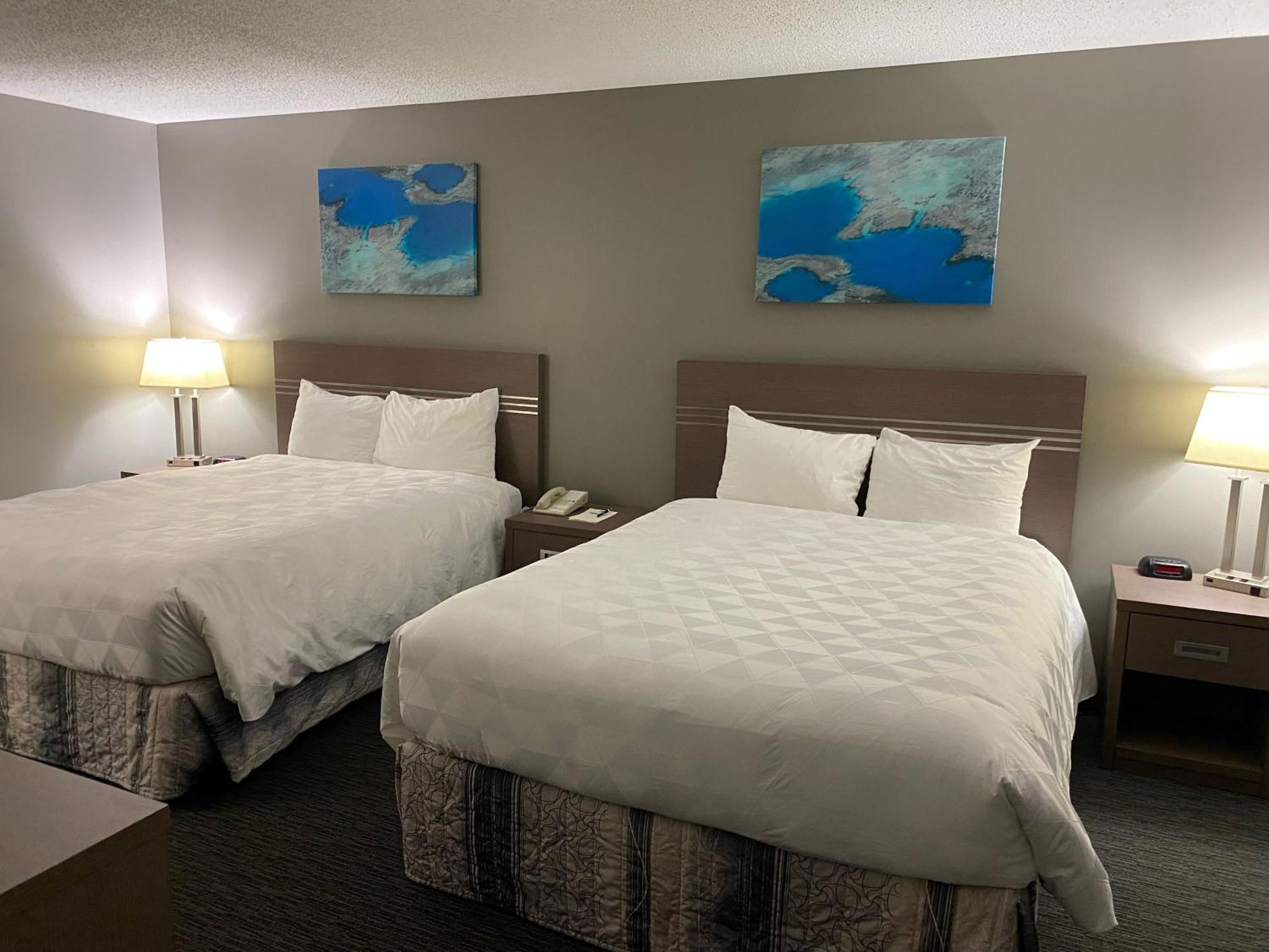 Travelodge By Wyndham Grande Prairie Ngoại thất bức ảnh