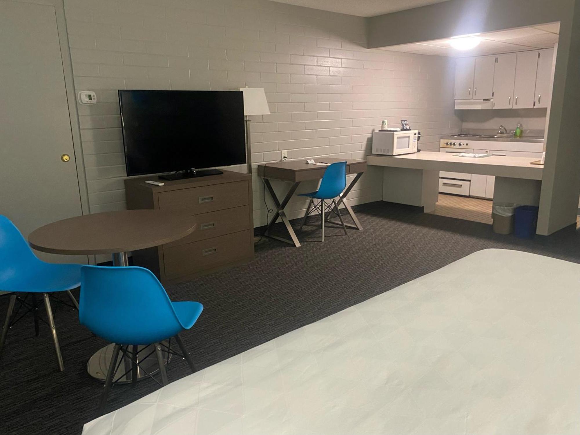 Travelodge By Wyndham Grande Prairie Ngoại thất bức ảnh