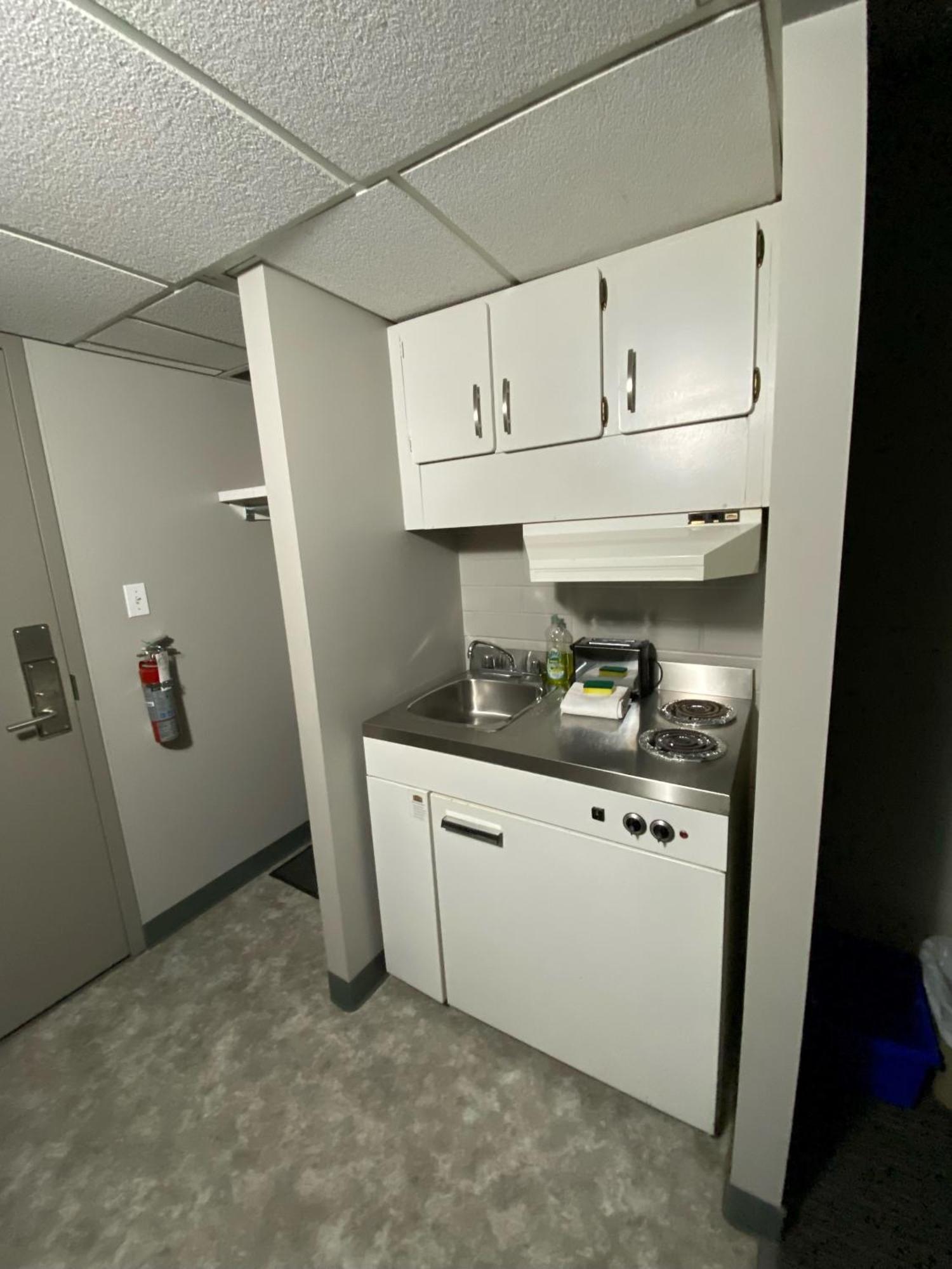 Travelodge By Wyndham Grande Prairie Ngoại thất bức ảnh