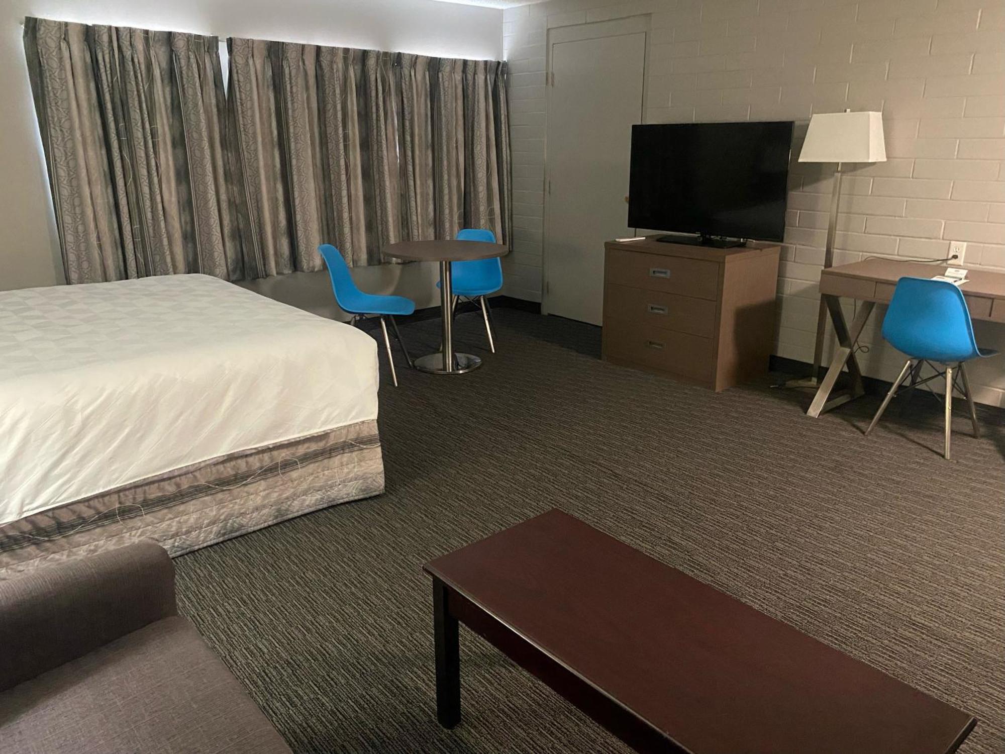 Travelodge By Wyndham Grande Prairie Ngoại thất bức ảnh