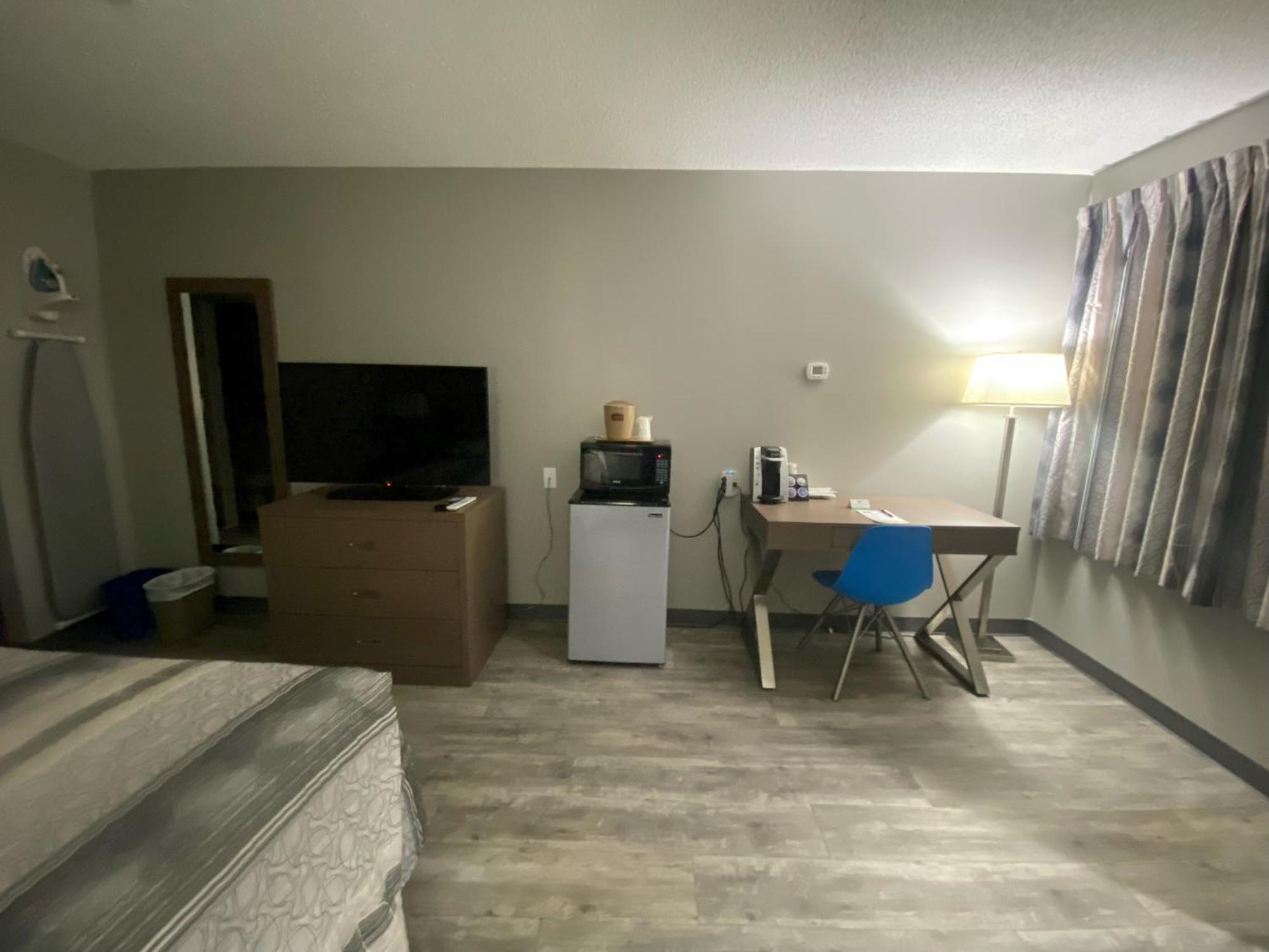 Travelodge By Wyndham Grande Prairie Ngoại thất bức ảnh