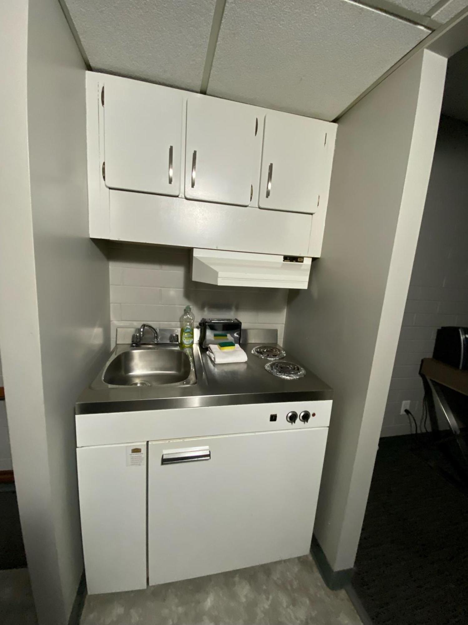 Travelodge By Wyndham Grande Prairie Ngoại thất bức ảnh